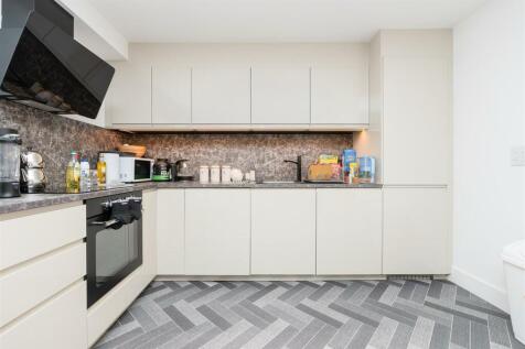 Flat-14-Centro-BS1-15.jpg