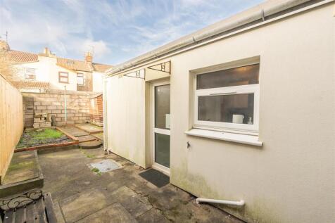 11-Lewington-Road-BS16-4AB-17.jpg