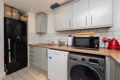 Flat-23-Rozel-House-BS23-2BU-13.jpg