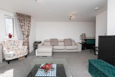 Flat-23-Rozel-House-BS23-2BU-17.jpg