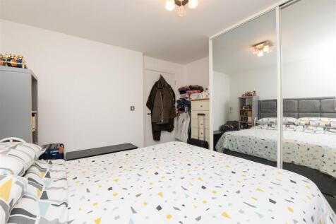 Flat-23-Rozel-House-BS23-2BU-5.jpg