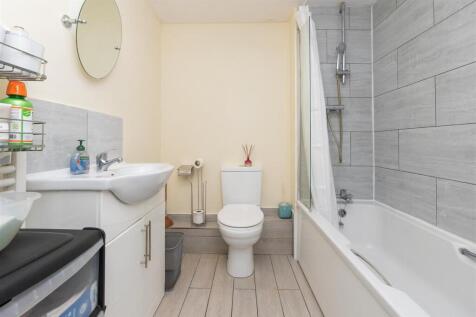 Flat-23-Rozel-House-BS23-2BU-6.jpg