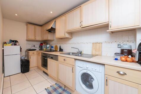 Flat-24-Rozel-House-BS23-2BU-17.jpg