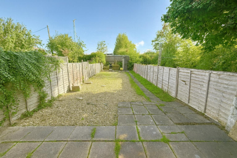 Sunny Garden Retreat.png
