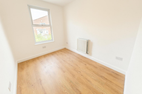 7 brentry bedroom 2.png