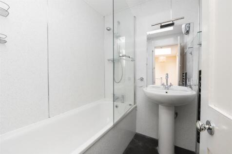 Flat-2-57-Queens-Road-BS8-1QL-21.jpg