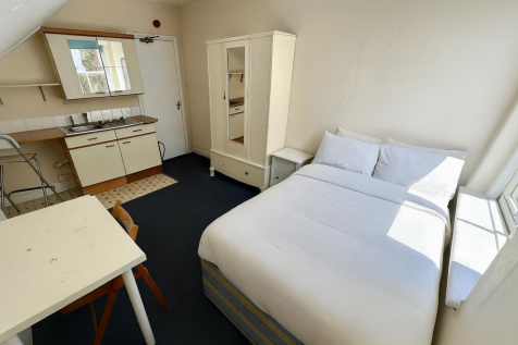 ChatGPT Image Oct 27, 2025, 10_58_36 AM.png