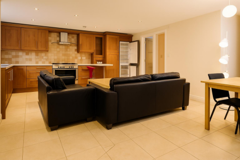 ChatGPT Image Nov 4, 2025, 02_23_28 PM.png