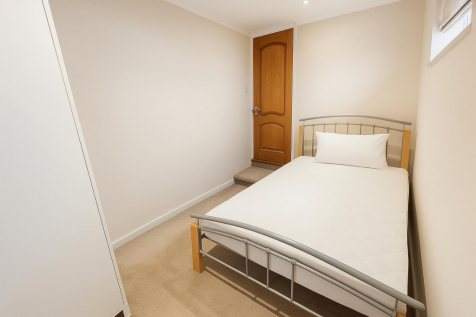 ChatGPT Image Nov 4, 2025, 02_22_59 PM.png