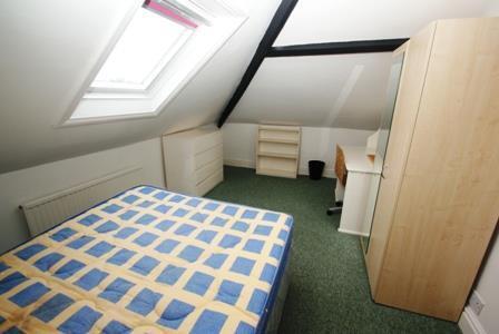 2 Woodfield road, Upper (8).JPG