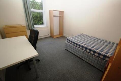 2 Woodfield road, Upper (7).JPG