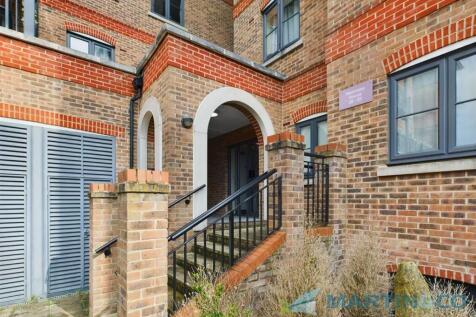 CAM02145G0-PR0032...