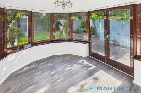 CAM02145G0-PR0077...