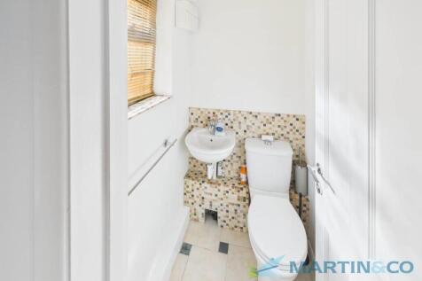 CAM02145G0-PR0077...