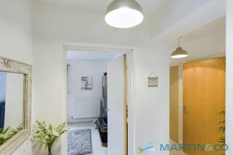 CAM02145G0-PR0031...