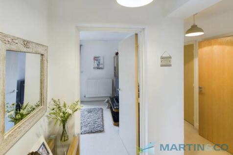 CAM02145G0-PR0031...