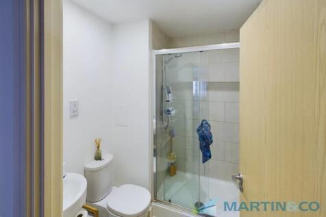 CAM02145G0-PR0031...