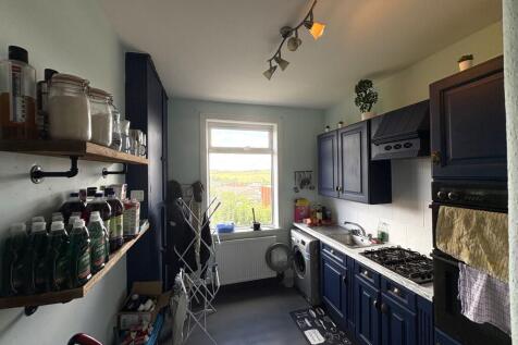 PROPERTY - APARTMENT