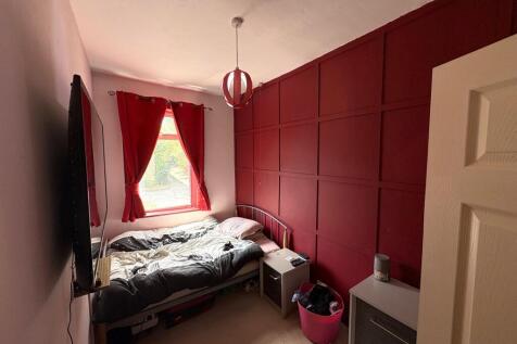 PROPERTY - APARTMENT