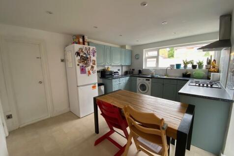 kitchen (1)