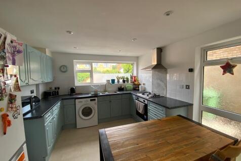 Kitchen (2)