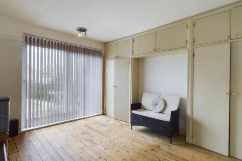 bedroom two.jpg