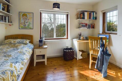 bedroom 3 .jpg