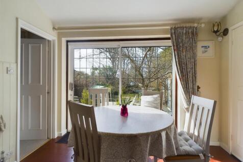 Kitchen window .jpg