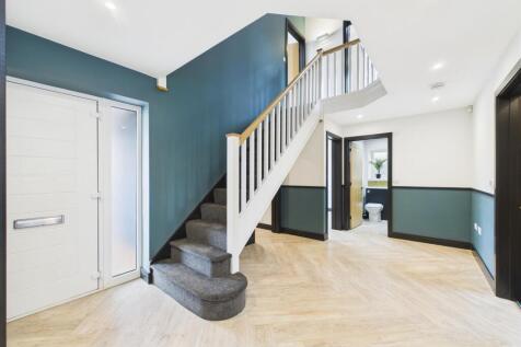 hallway 2 .jpg