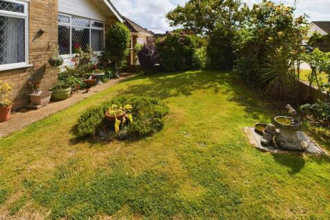 Front Garden .jpg