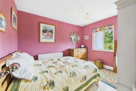 Bed 1 .jpg