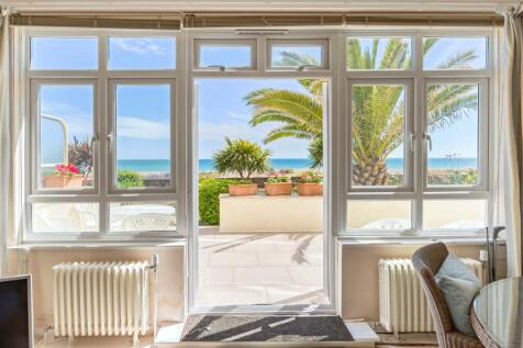 Clarence Terrace Shots_13.JPG