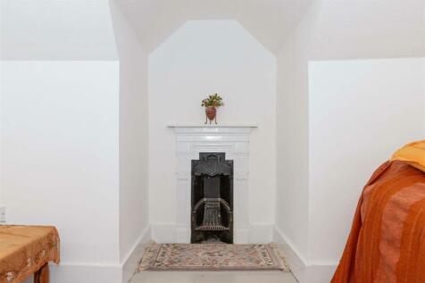 6 Bath rd_2.JPG