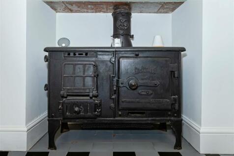 21 Chesswood Rd_19.jpg