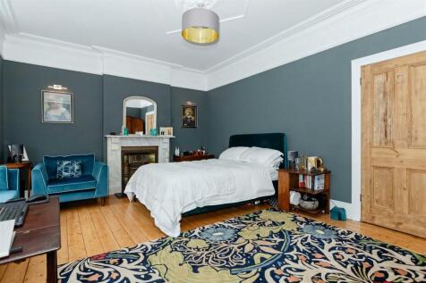 21 Chesswood Rd_7.jpg