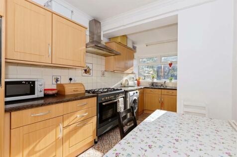 52 Guildford rd_16.jpg