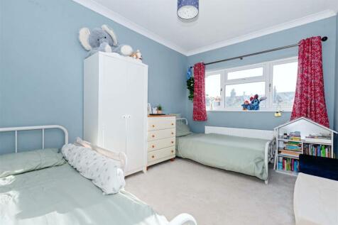 52 Guildford rd_10.jpg