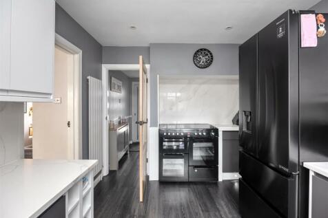 Morland Avenue, 19-016.jpg