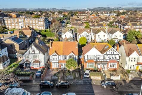 Rowlands Road, 132-001.jpg