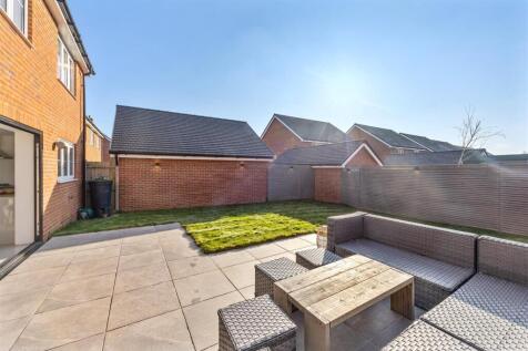 Geranium Drive, 27-024.jpg