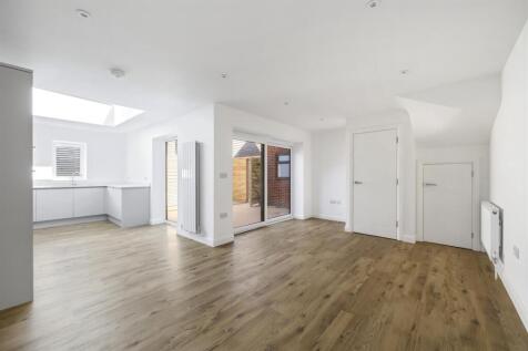 Northcourt Road, Northcourt House-017.JPG