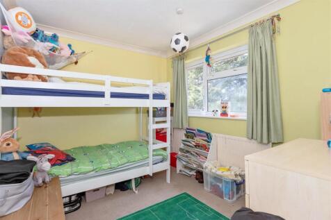 Lenhurst Way_2.jpg