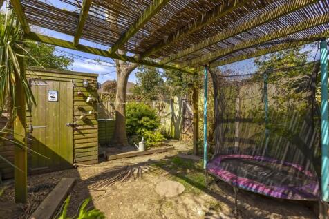 Lenhurst Way_15.jpg