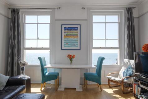 5 Sitting room windows.jpg