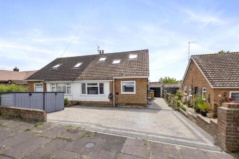 Moorfoot Road, 19-033.JPG