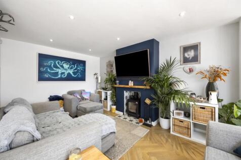 Moorfoot Road, 19-014.JPG
