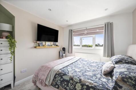Moorfoot Road, 19-020.JPG