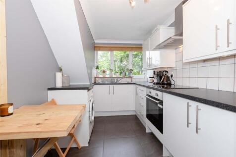 Hangleton Court_6.jpg