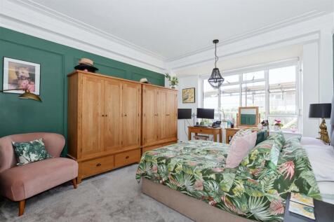 Onslow Court.jpg