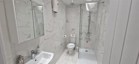 Flat8ShowerRoom.jpg